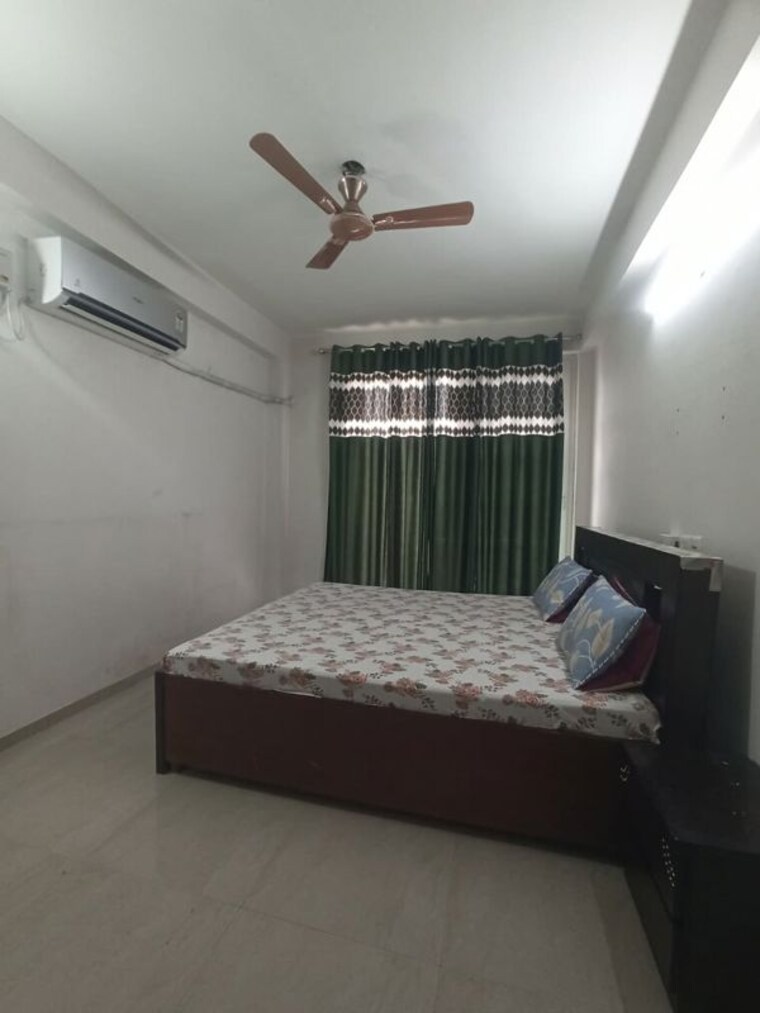 Bedroom, omaxe-new-chandigarh 3 Bedroom 1605 Sq.Ft. Builder Floor In North Mullanpur Chandigarh 10721407