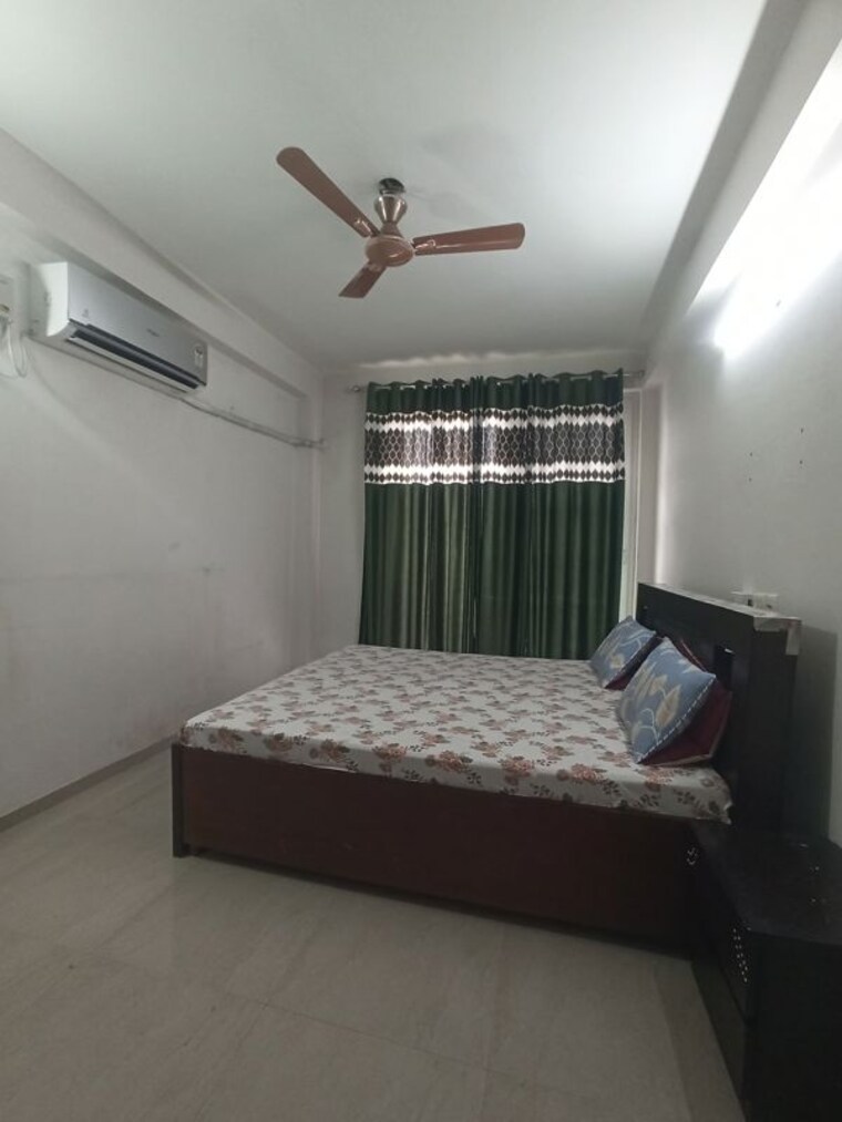 Bedroom, omaxe-new-chandigarh 3 Bedroom 1605 Sq.Ft. Builder Floor In North Mullanpur Chandigarh 10721407