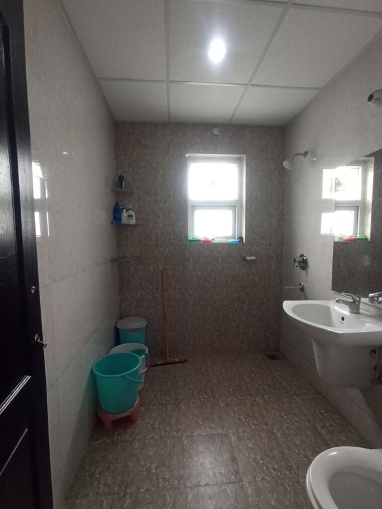 Bathroom, omaxe-new-chandigarh 3 Bedroom 1605 Sq.Ft. Builder Floor In North Mullanpur Chandigarh 10721407
