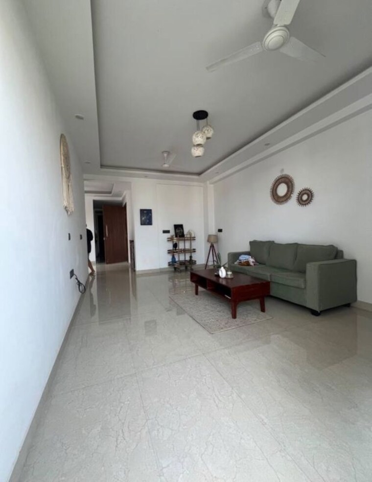 Bathroom, rajouri garden 3 Bedroom 150 Sq.Yd. Builder Floor In Rajouri Garden Delhi 10721443