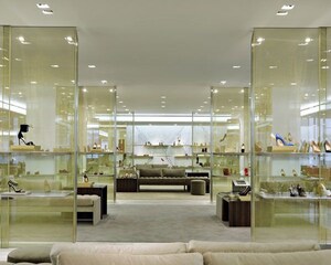 Team Area in  Showroom at Rs Puram – for Rent
