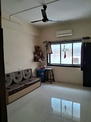 Living Room in 2 BHK Apartment at Ganesh Prasad Apartment Tardeo, Tardeo – for Rent