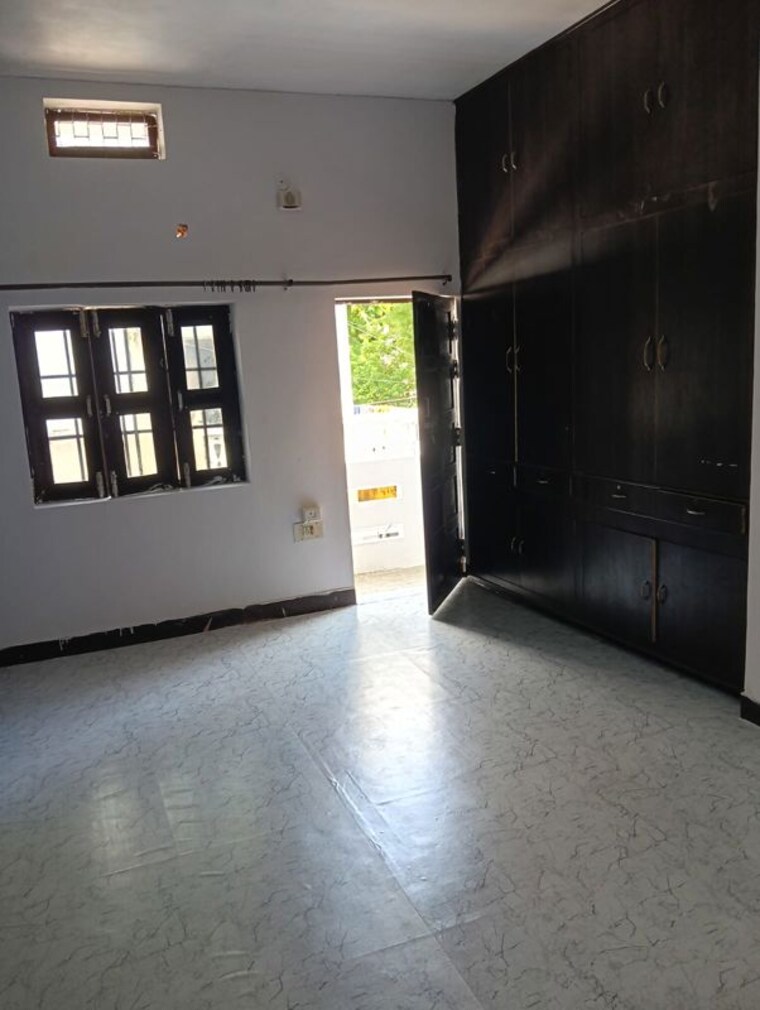 Room, gomti nagar 2 Bedroom 650 Sq.Ft. Builder Floor In Gomti Nagar Lucknow 10721465