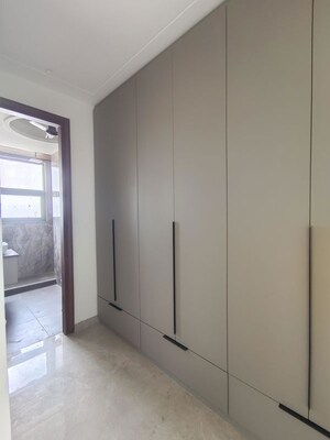 Room in 3 BHK Builder Floor at Sector 22 – for Rent