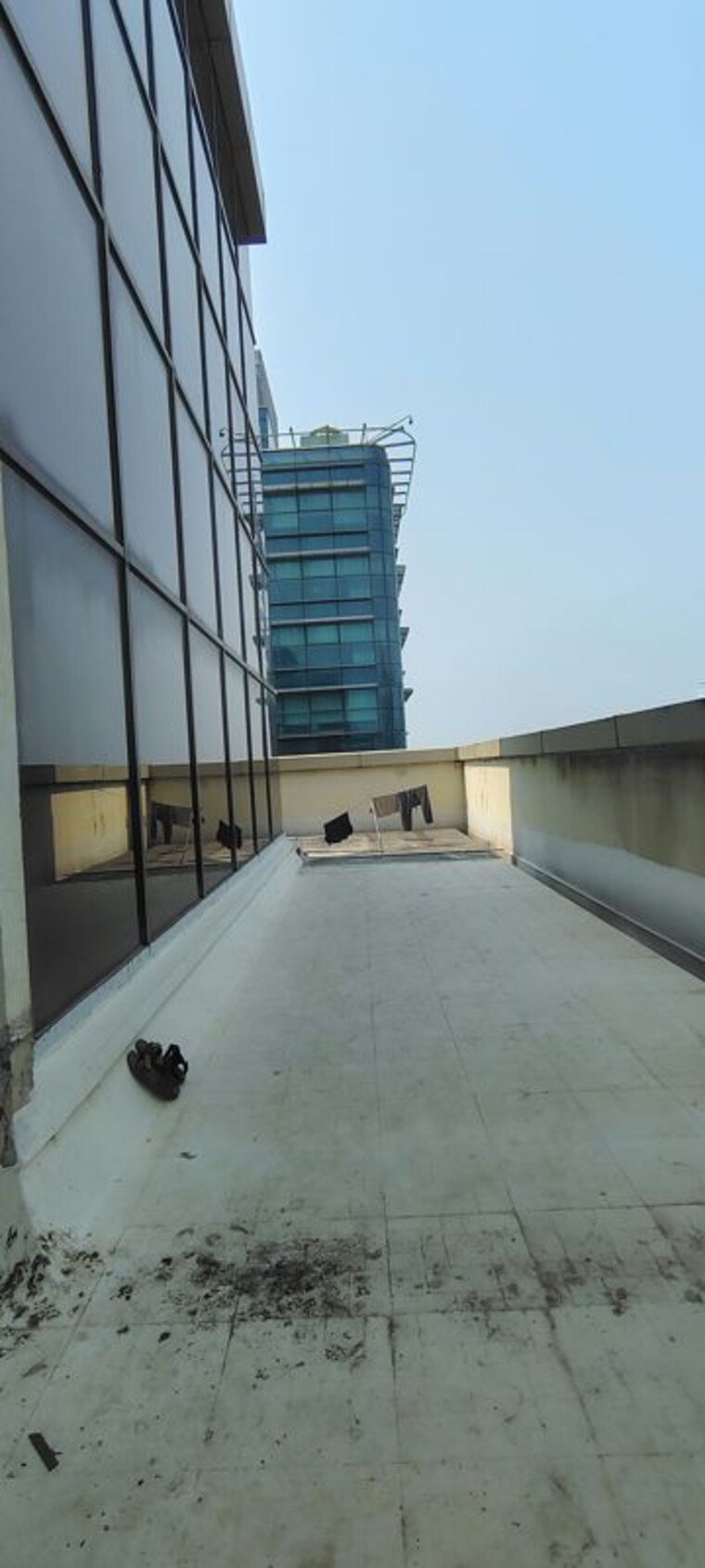 Balcony, laxmi-tower-bandra-east Commercial Office Space 4000 Sq.Ft. In Bandra East Mumbai 10721431