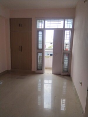 3 BHK Apartment For Rent in Morabadi