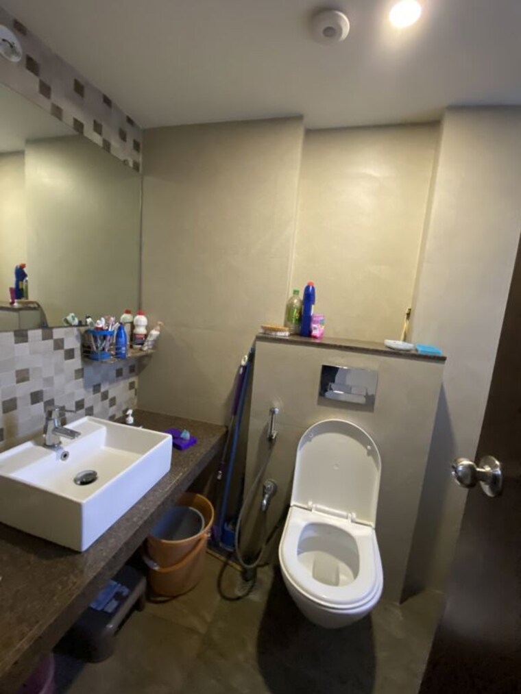 Bathroom, lodha-casa-viva 2 Bedroom 703 Sq.Ft. Apartment In Majiwada Thane 10721525