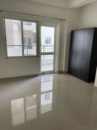 2 BHK Apartment For Rent in AWHO Shanti Vihar in Sector 95, Gurgaon