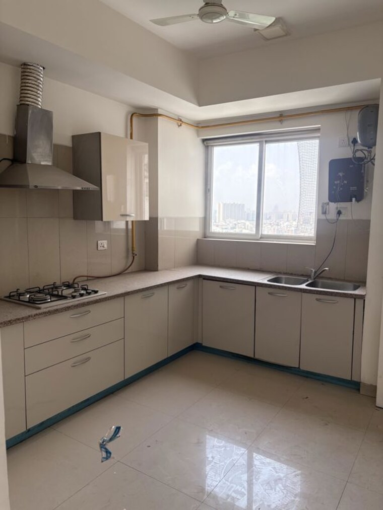 Kitchen, sector 21 3 Bedroom 1550 Sq.Ft. Builder Floor In Sector 21 Gurgaon 10721605