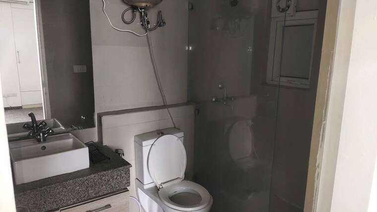 Bathroom, sector 22 3 Bedroom 1550 Sq.Ft. Builder Floor In Sector 22 Gurgaon 10721629