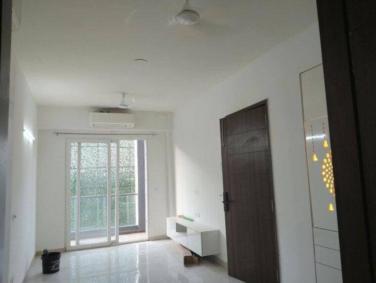 Room, smart-world-orchard 2.5 Bedroom 1208 Sq.Ft. Apartment In Sector 61 Gurgaon 10721493