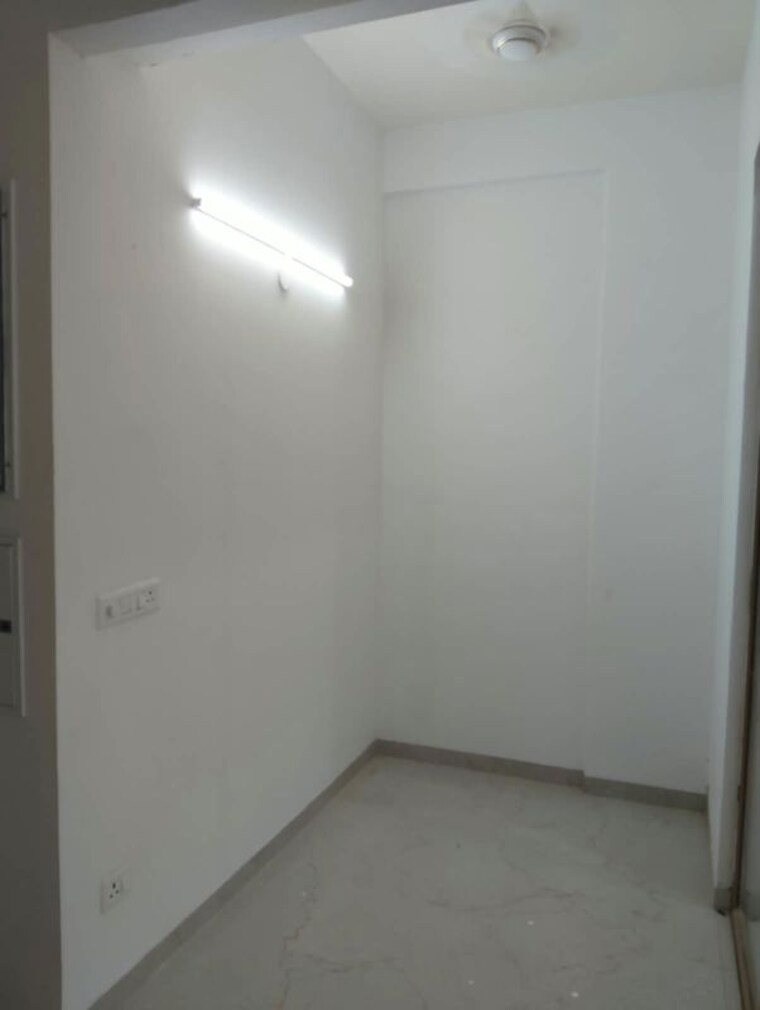 Room, smart-world-orchard 2.5 Bedroom 1208 Sq.Ft. Apartment In Sector 61 Gurgaon 10721493