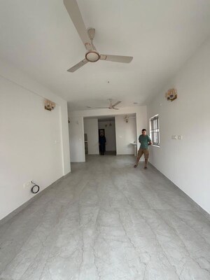 Room in 2 BHK Apartment at Frazer Town – for Sale