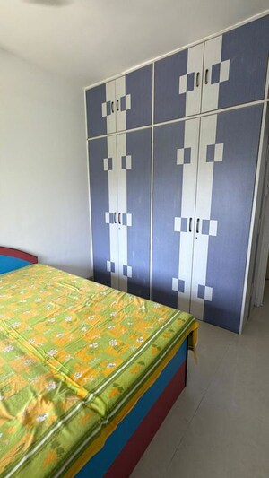 Bedroom in 2 BHK Apartment at Lakashchandi CHS, Goregaon East – for Rent