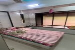 1.5 BHK +  400 Sq.Ft. Apartment in Mahalaxmi