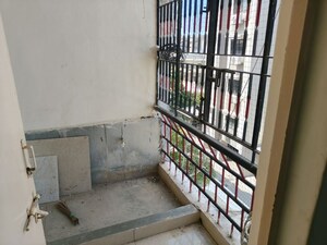 Balcony in 1 BHK Apartment at Vasant Vihar – for Rent