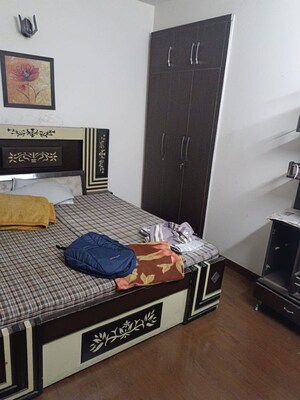 Bedroom in 2 BHK Apartment at Mapsko Paradise, Sector 83 – for Rent