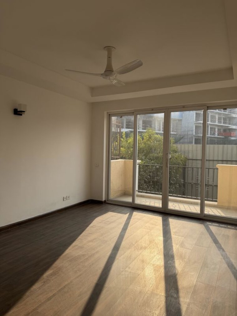 Room, sector 21 3 Bedroom 1550 Sq.Ft. Builder Floor In Sector 21 Gurgaon 10721705