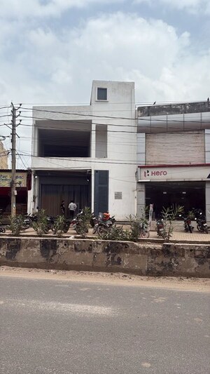  Showroom For Rent in Rohini Sector 22