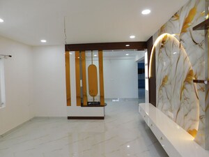 Room in 3 BHK Apartment at Madhu Park Ville, Tellapur – for Rent