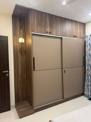Room in 3 BHK Apartment at Frontline Seven, Kokapet – for Rent
