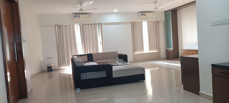 Living Room, tardeo 3 Bedroom 1800 Sq.Ft. Apartment In Tardeo Mumbai 10721809