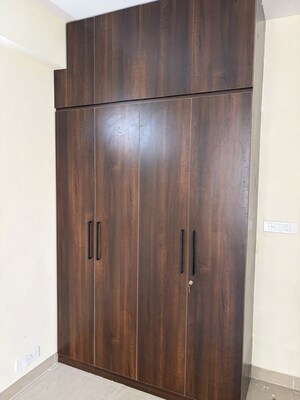 Room in 3 BHK Apartment at Ansal Height 86, Sector 86 – for Rent