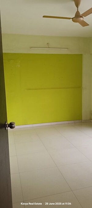 Room in 3 BHK Apartment at Abhinandan Chs Kharghar, Kharghar Sector 18 – for Rent