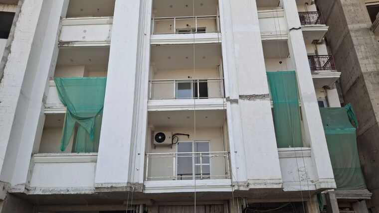 undefined, t-and-t-eutopia-phase-1 3 Bedroom 1895 Sq.Ft. Apartment In Siddharth Vihar Ghaziabad 10721825