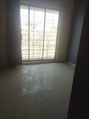 Room in 4 BHK Apartment at Armstrong Hex Blox, Kharghar – for Rent