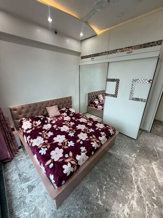 2 BHK +  1066 Sq.Ft. Apartment in Kanakia Miami