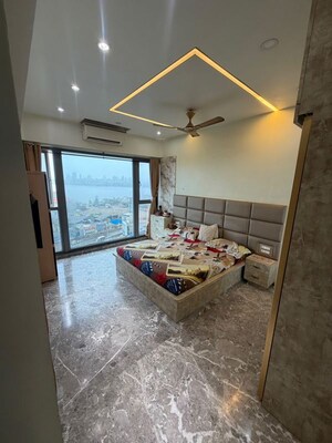 Room in 2 BHK Apartment at Kanakia Miami, Mahim – for Sale