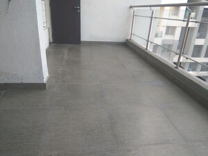 Room in 3 BHK Apartment at Paranjape Schemes Yuthika, Baner – for Rent