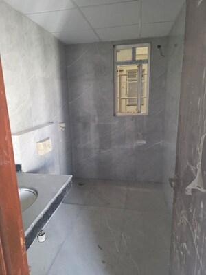Bathroom in 2.5 BHK Apartment at Omaxe Hazratganj Residency, Gomti Nagar – for Sale
