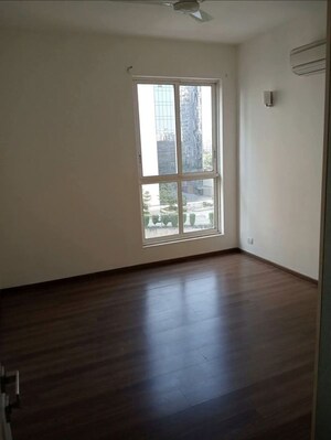 Room in 3 BHK Apartment at M3M Merlin, Sector 67 – for Sale