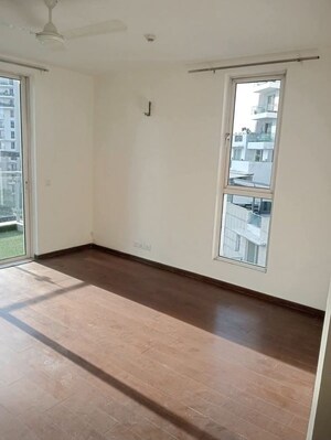 Room in 3 BHK Apartment at M3M Merlin, Sector 67 – for Sale