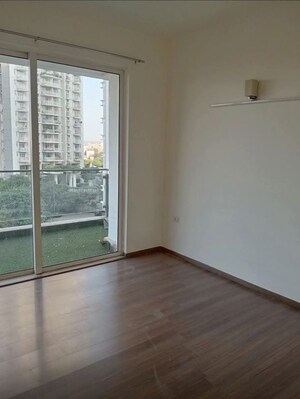 Room in 3 BHK Apartment at M3M Merlin, Sector 67 – for Sale