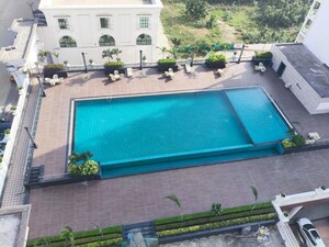 Swimming Pool in  Office Space at Omaxe World Street, Sector 79 – for Rent