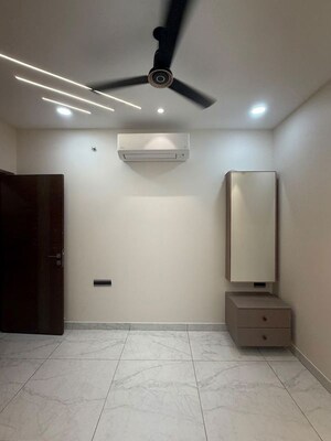 Room in 3 BHK Apartment at Sumadhura The Olympus, Financial District – for Rent