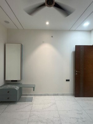 Room in 3 BHK Apartment at Sumadhura The Olympus, Financial District – for Rent