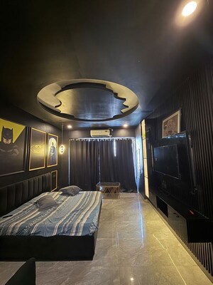 Bedroom in Studio Apartment at Gaur City Center, Sector 4 Greater Noida – for Rent