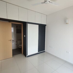 Room in 2 BHK Apartment at Godrej Royale Woods, Devanahalli – for Rent