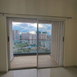 Room in 4 BHK Apartment at Lodha Bella Vita, Nibm Road – for Rent