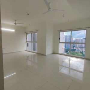 Room in 4 BHK Apartment at Lodha Bella Vita, Nibm Road – for Rent