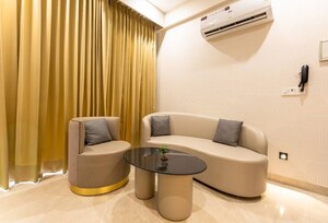 Living Room in 1 BHK Apartment at South Delhi – for Rent