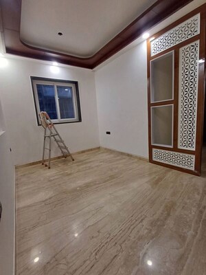 Room in 2 BHK Builder Floor at Kalkaji – for Rent