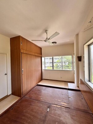 Bedroom in 3 BHK Apartment at Beach Queen, Juhu – for Rent