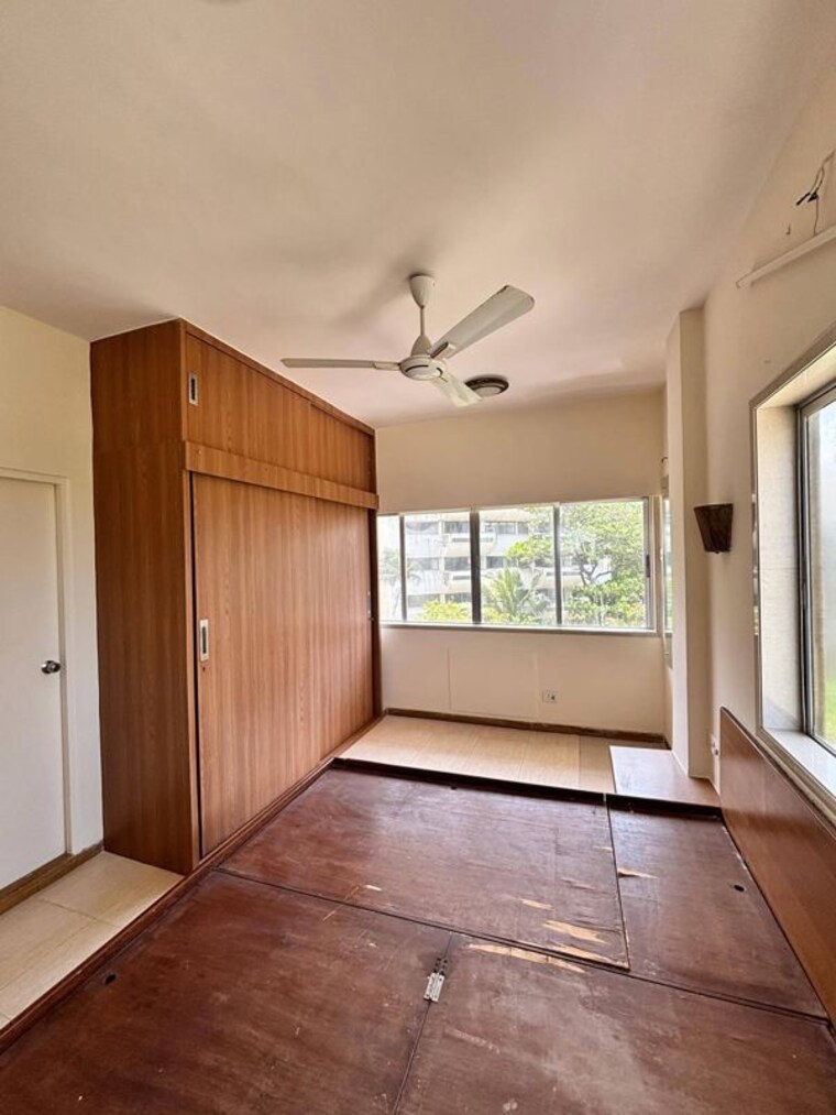 Bedroom, beach-queen 3 Bedroom 1150 Sq.Ft. Apartment In Juhu Mumbai 10722004