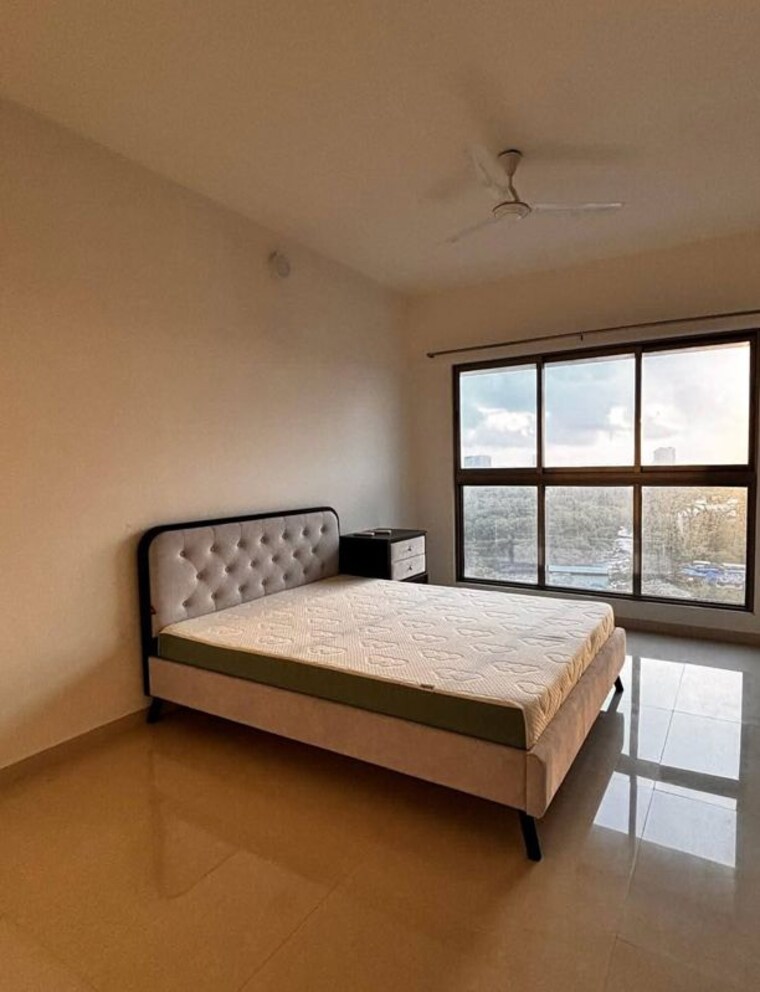 Bedroom, beach-queen 3 Bedroom 1150 Sq.Ft. Apartment In Juhu Mumbai 10722004