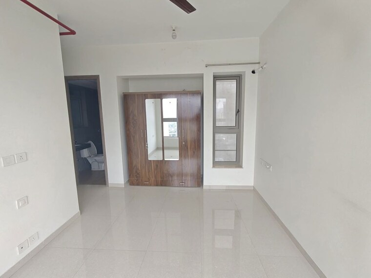 Room, kalpataru-paramount 2 Bedroom 527 Sq.Ft. Apartment In Kapur Bawdi Thane 10722010